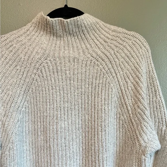 GAP, Grey Knit, Mock Neck Tunic Sweater - Picture 7 of 9
